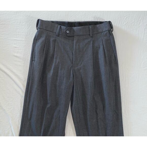 Stafford Performance Classic Fit Pleated/Cuffed Washable Dress Pants. 30X30 MINT - Picture 5 of 10